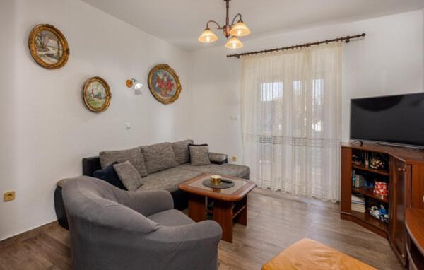 Apartment Sabina&Zoran Malinska Bagian luar foto