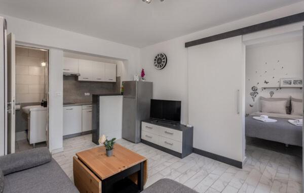 Apartment Sabina&Zoran Malinska Bagian luar foto